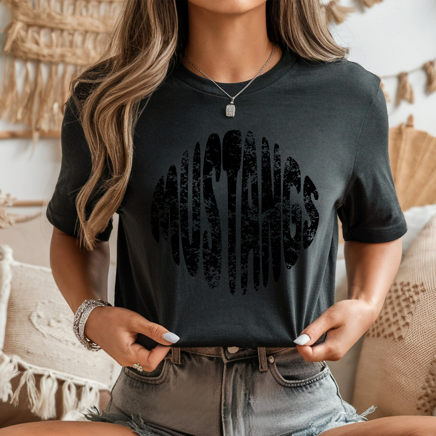 Mustangs Distressed Circle PNG