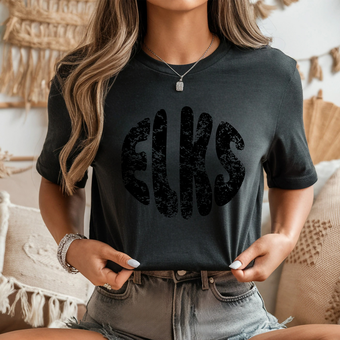 Elks Distressed Circle PNG