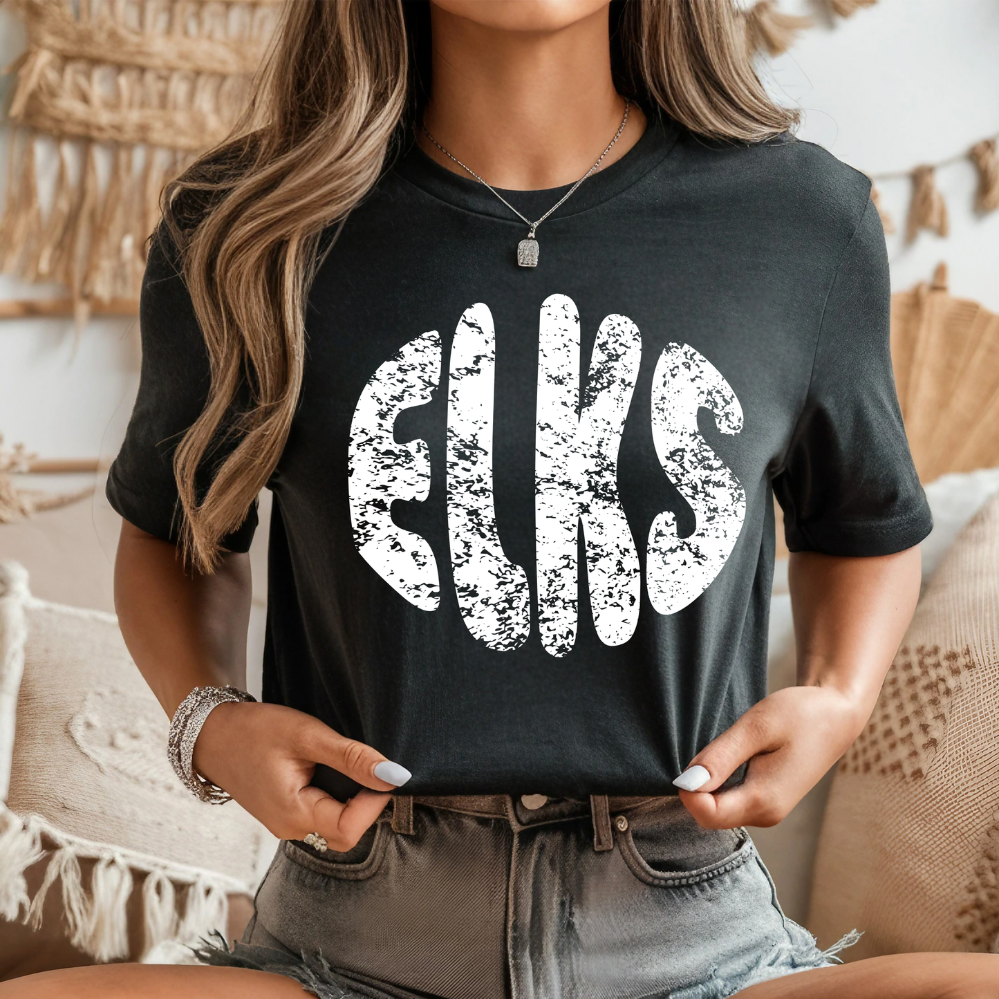 Elks Distressed Circle PNG