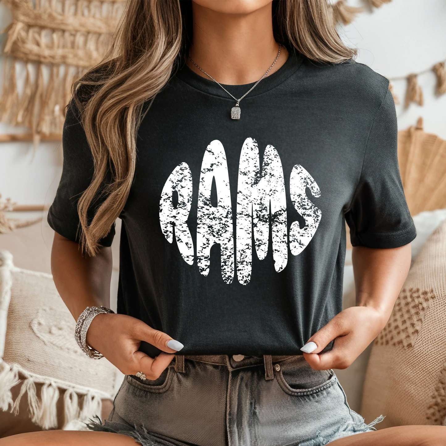 Rams Distressed Circle PNG